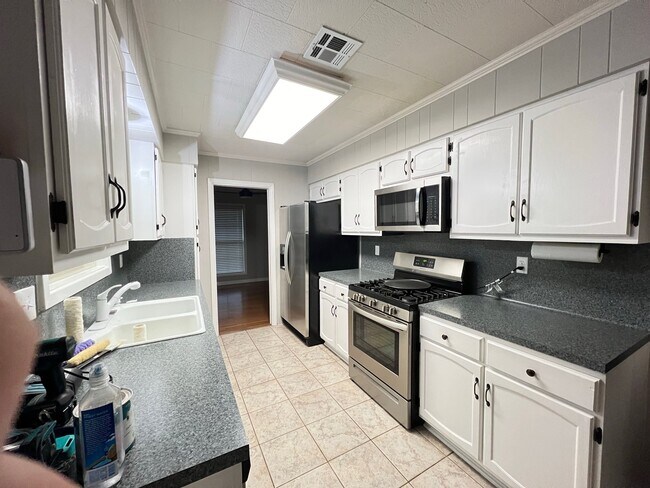 Photo - 110 Highland Dr