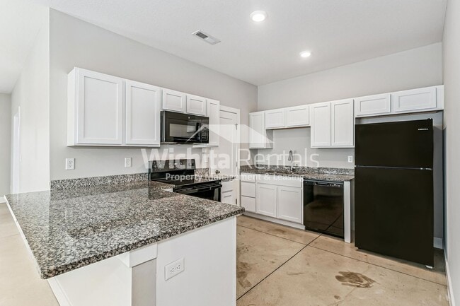 Photo - Newer 3 bedroom 2 bath duplex - ***$500 off the first month's rent***