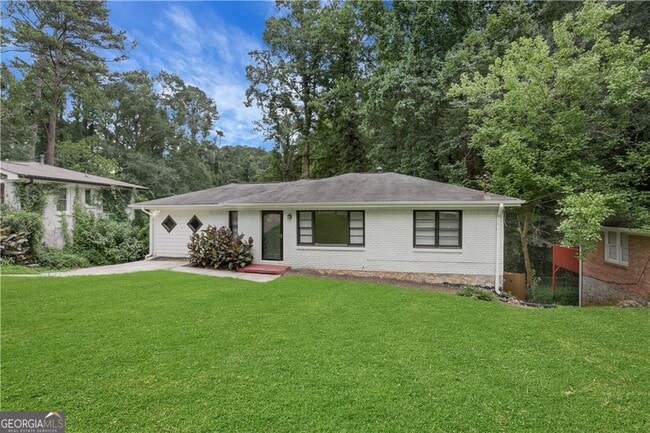 Photo - 1982 Rena Cir SW