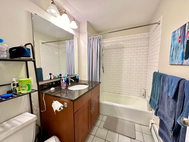 Photo - 12 Wensley St Unit 1