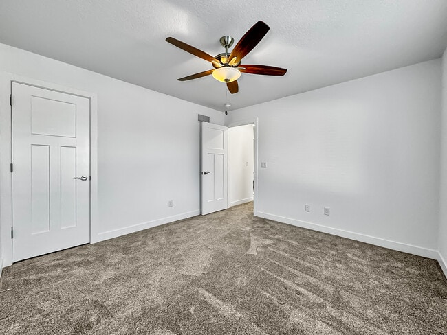 Townhomes at Tanglefoot Crossing