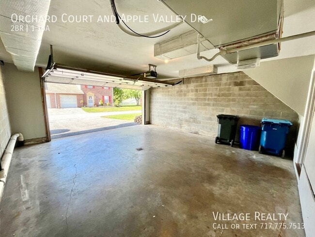 Photo - 202 Orchard Ct