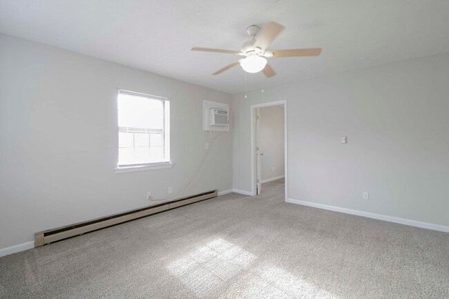 Building Photo - 24-424 Thompsonville Ln