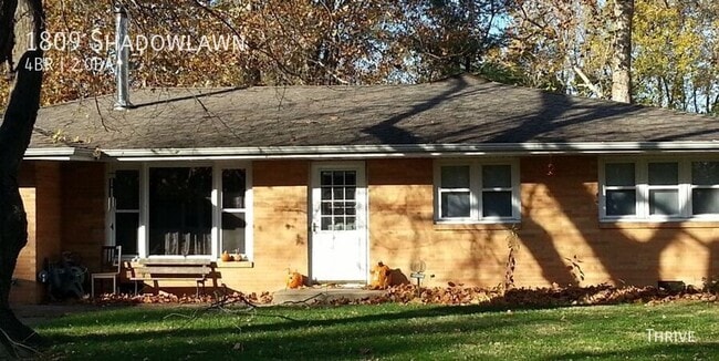 Building Photo - 1809 Shadowlawn-