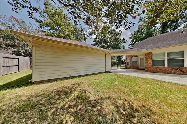 Photo - 2922 Maple Bend Dr