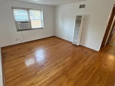 Photo - 2636 Indianola Ave Unidad C