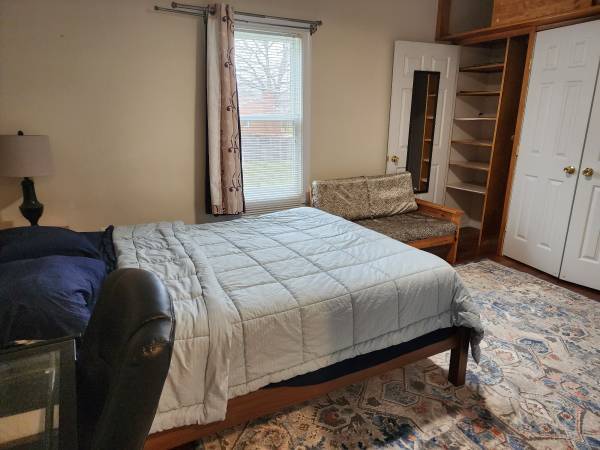 Photo - 4400 University Dr