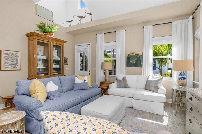 Photo - 7286 Saona CT