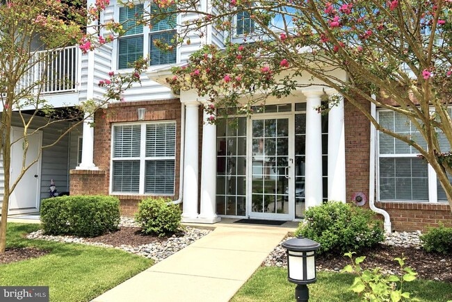 Photo - 501 Mathias Hammond Way Unit 301