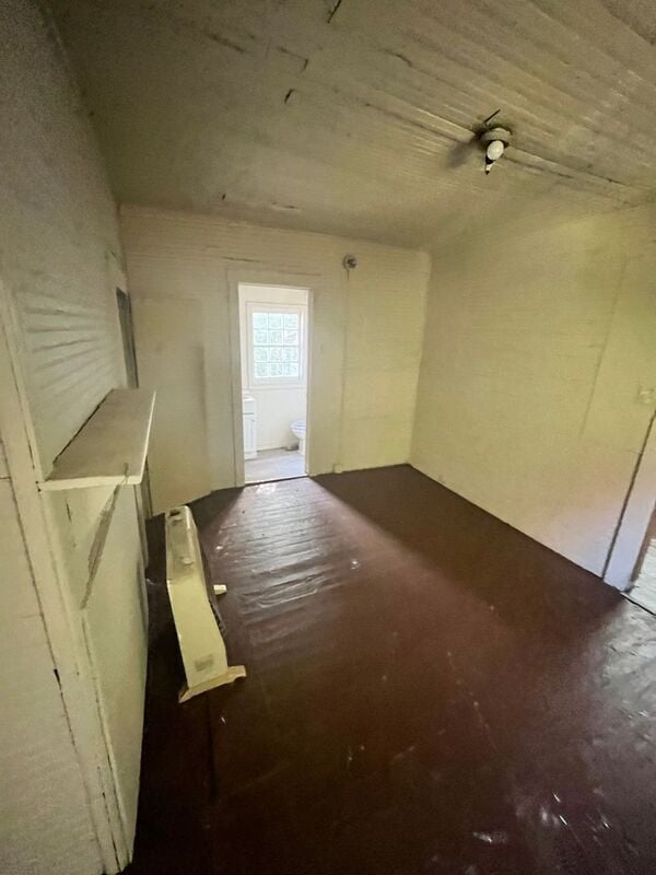 Photo - 316 Boswell St