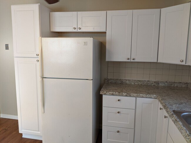 5844 N 83rd St Unit 5844 Lower