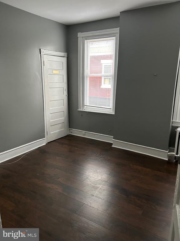 Building Photo - 6140 Vine St Unit 2ND FLOOR