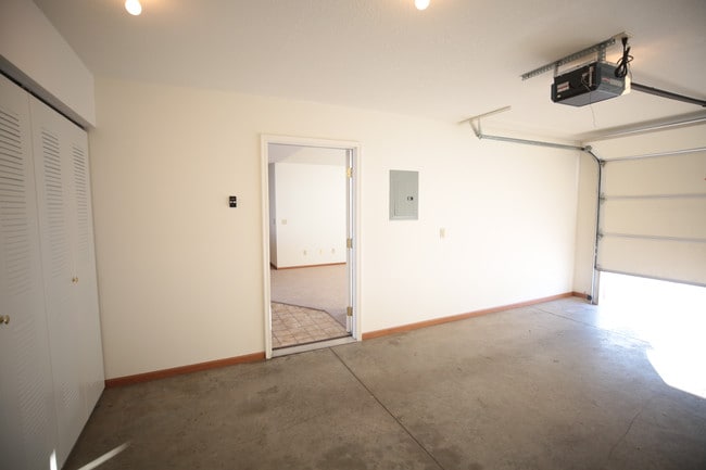 Photo - Crossings at Bellbrook Villas