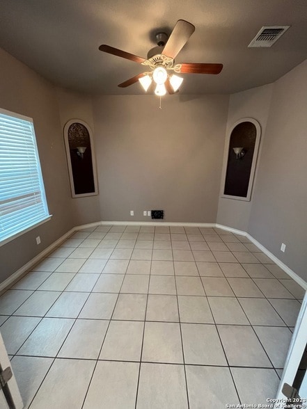 Photo - 1835 White Tail Ln