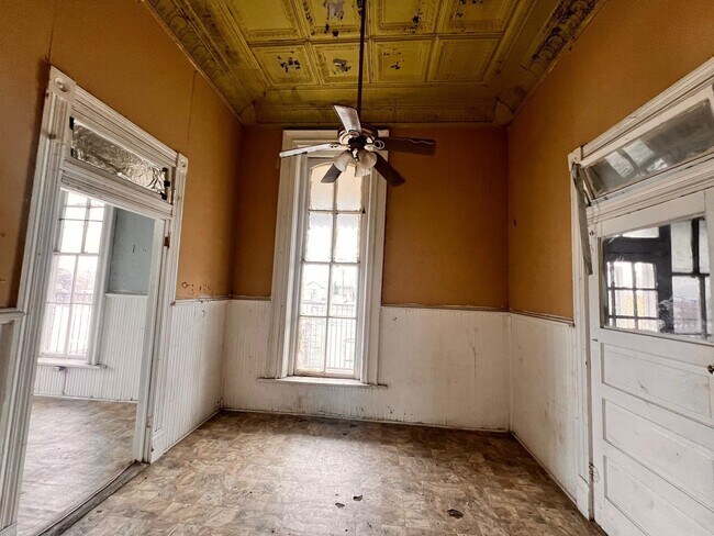 Photo - 520 Davis Ave House