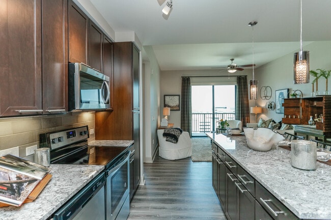 Photo - Your Dream Apartment Is Just a Tour Away! Unidad MC1