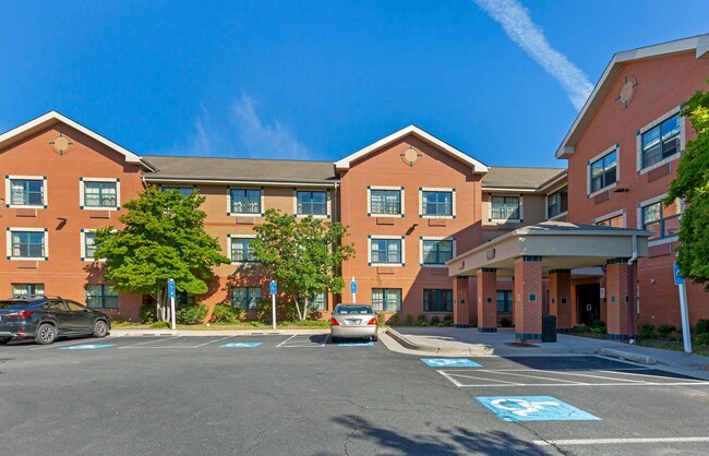 Furnished Studio-Washington, D.C. - Herndon - Dulles