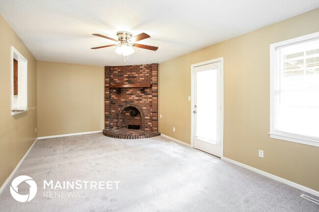 Photo - 16317 McKinley St