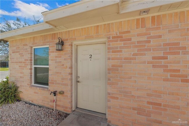 Photo - 19 Carlisle Ave Unit 2