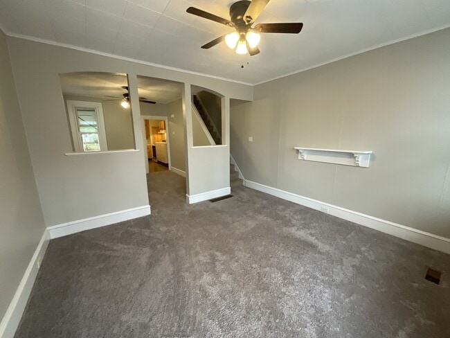 Photo - 254 E Louther St