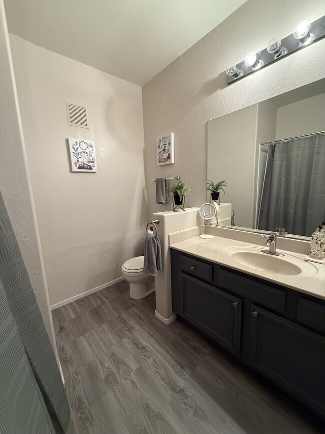 Photo - 7123 S Durango Dr