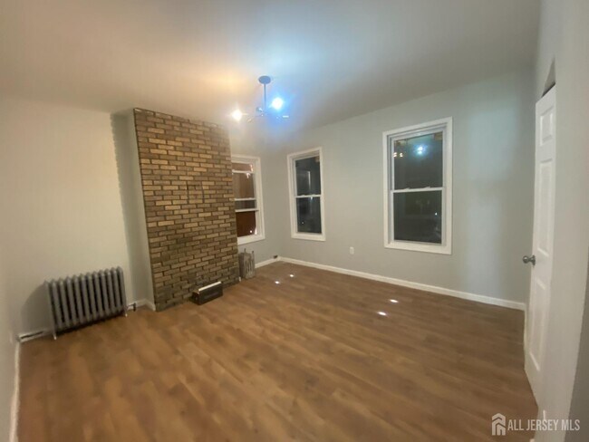 Photo - 148 Jones Ave