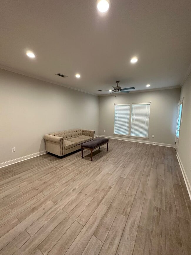 Photo - 801 S Audubon Pl Ave