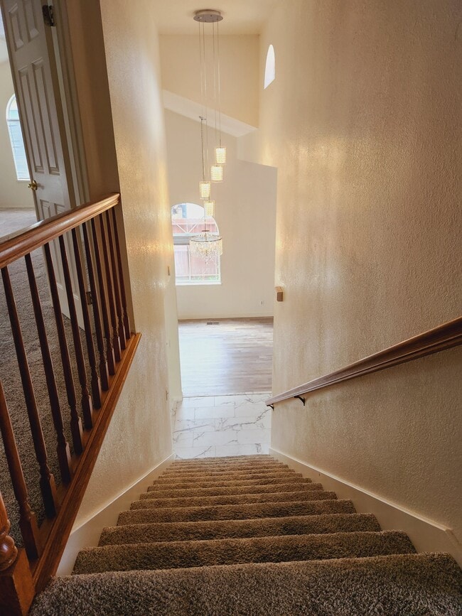 Photo - 1814 Evalane Way