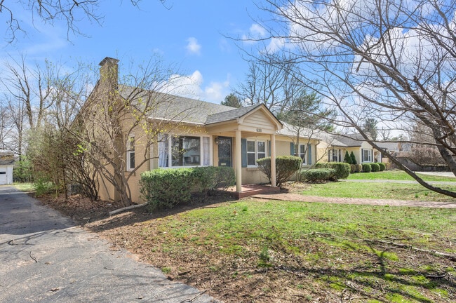 Photo - 538 Chinoe Rd