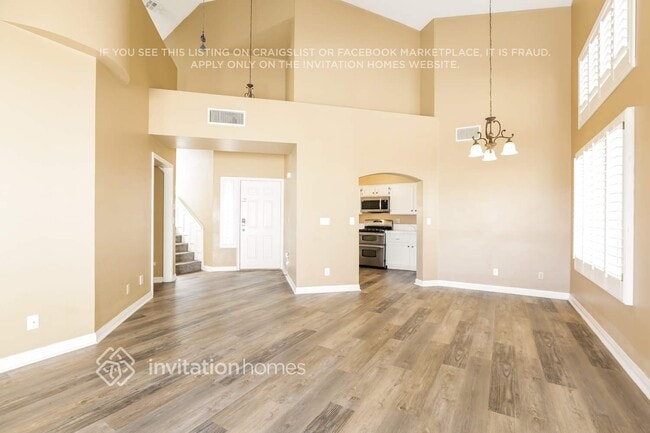 Photo - 2916 Sterling Silver St