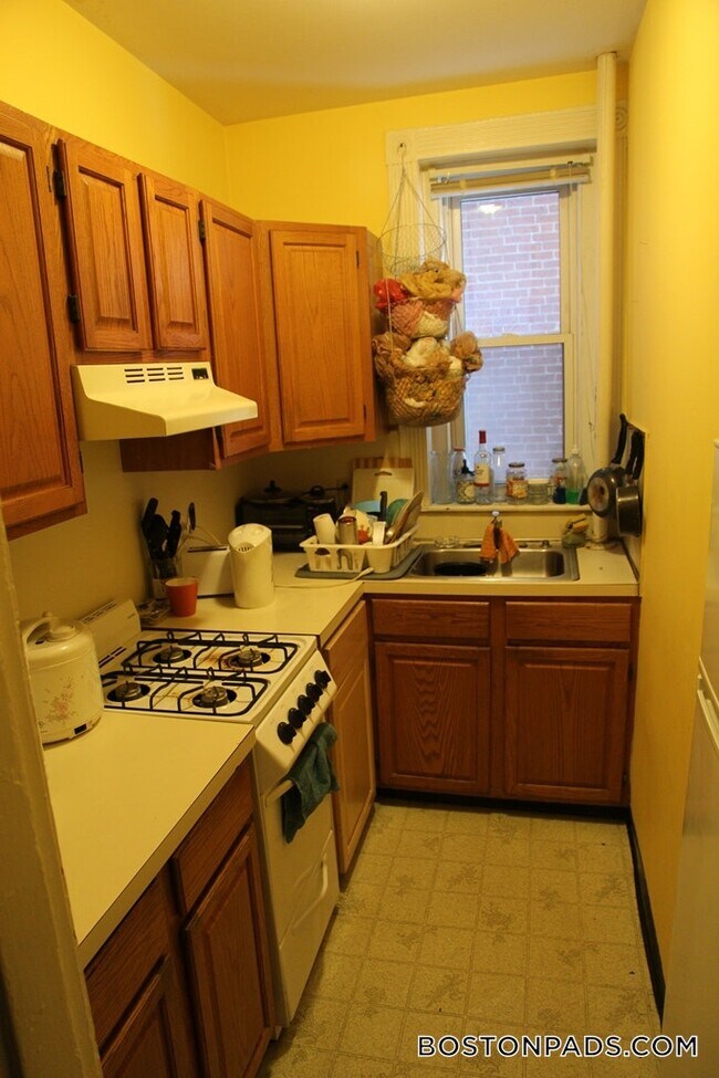 Photo - 463 Park Dr Unit 2