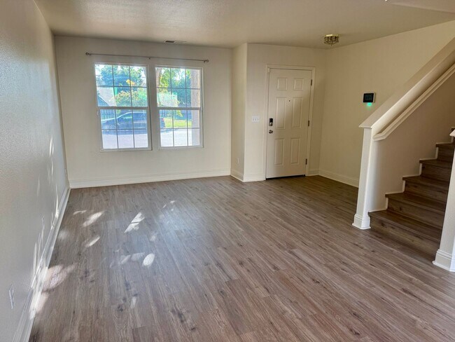 Photo - Newly Updated 3 Bedroom 2 1/2 Bath North M...