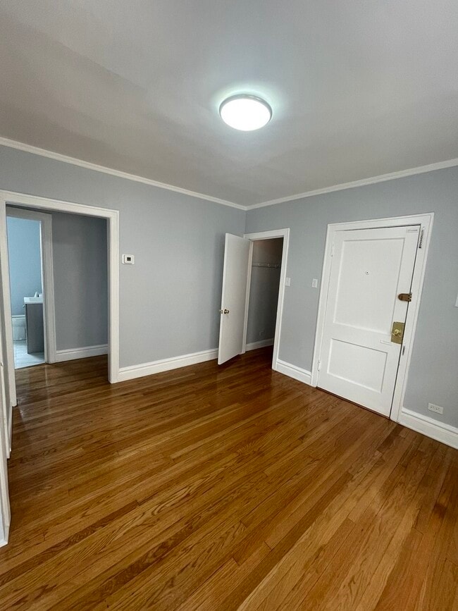 Photo - 7329 N Honore St Unit 2A