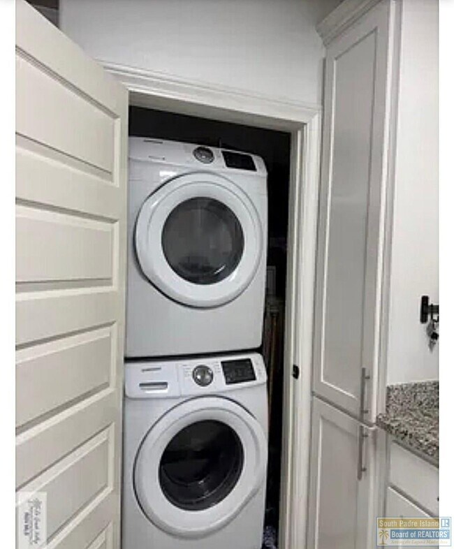 Photo - 1420 Codorniz Dr