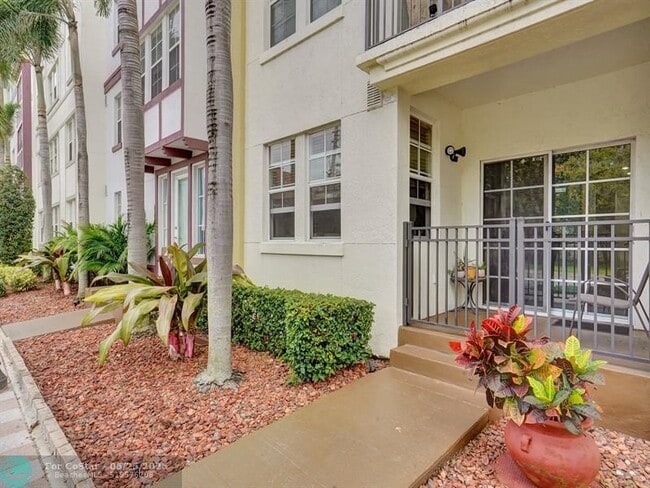 Photo - 533 NE 3rd Ave Condo Unit 126