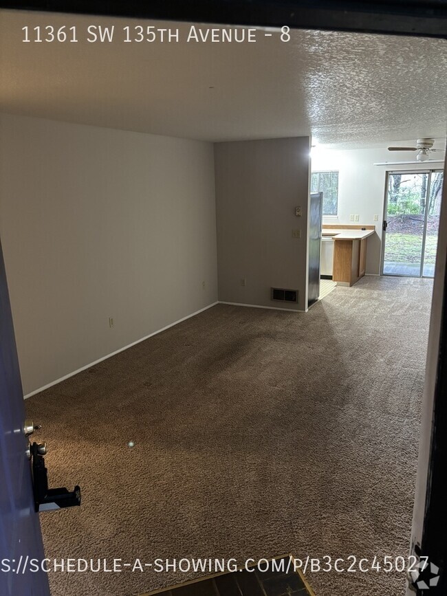 Building Photo - 2 BD 2BA 1000 sq ft w/ GARAGE, W/D hk up, ... Unit 8 Rental