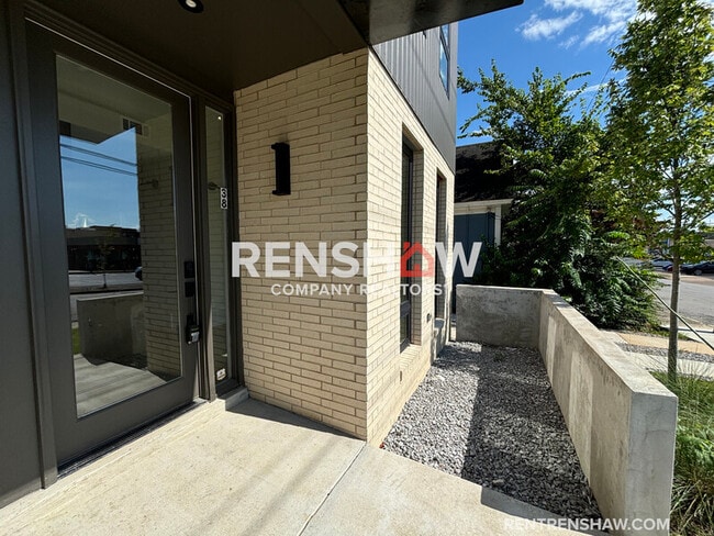 Photo - 38 Angelus St