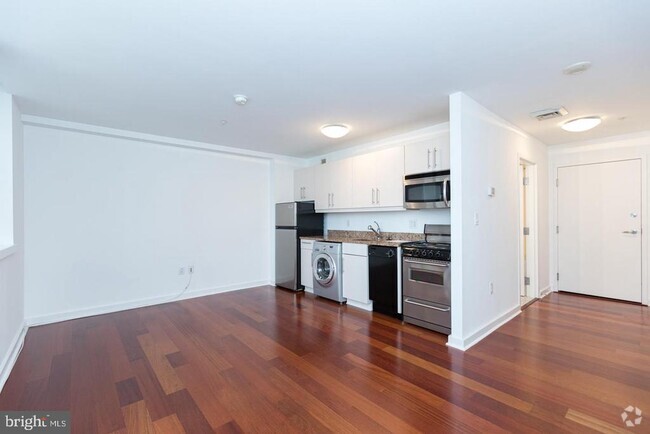 Building Photo - 219-29 S 18th St Unit 513 Rental