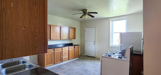 Photo - 128 Martsolf Ave