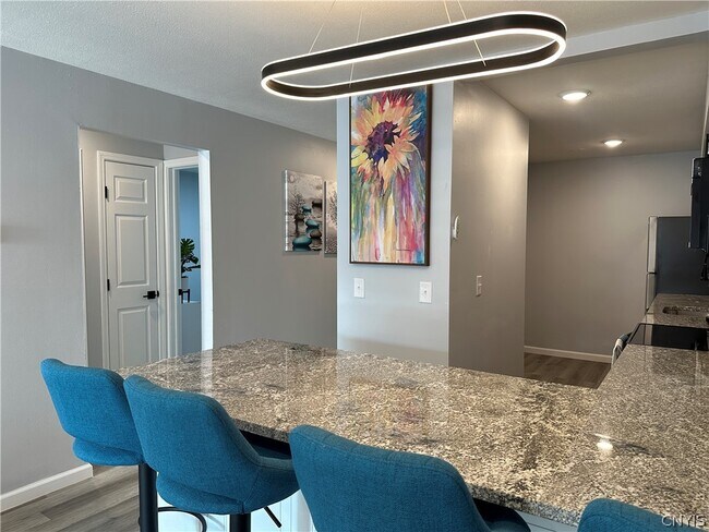 Photo - 314 Oak St Unidad 26