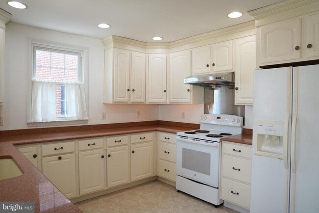 Photo - 244 Williams Rd