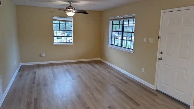 Photo - 105 VIEUX ORLEANS CIR Unit Apt D