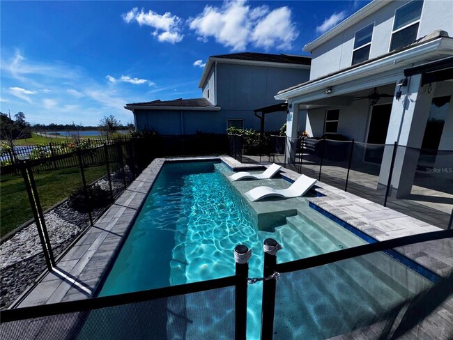 Photo - 11939 Satire St