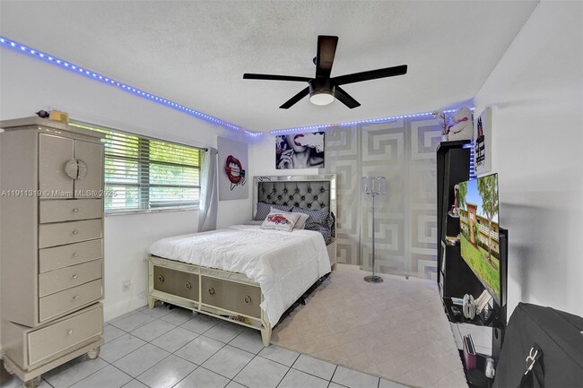 Photo - 3530 NW 43rd Ave Unit 203