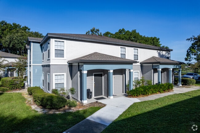 204 Hawthorne Groves Blvd Orlando, FL 32835