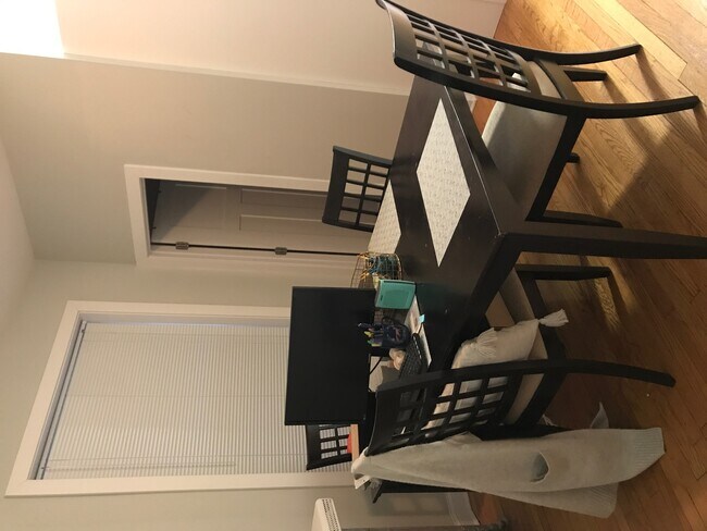 Photo - 1105 W Grace St