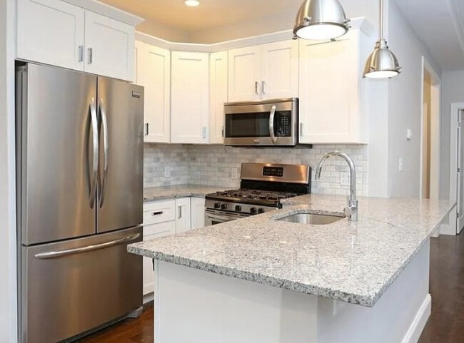 Photo - 75 Goddard Ave Unit 3