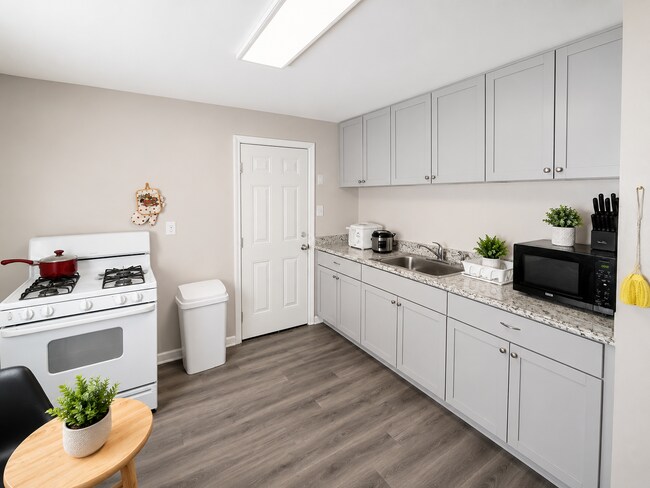 Photo - 55 Grand St