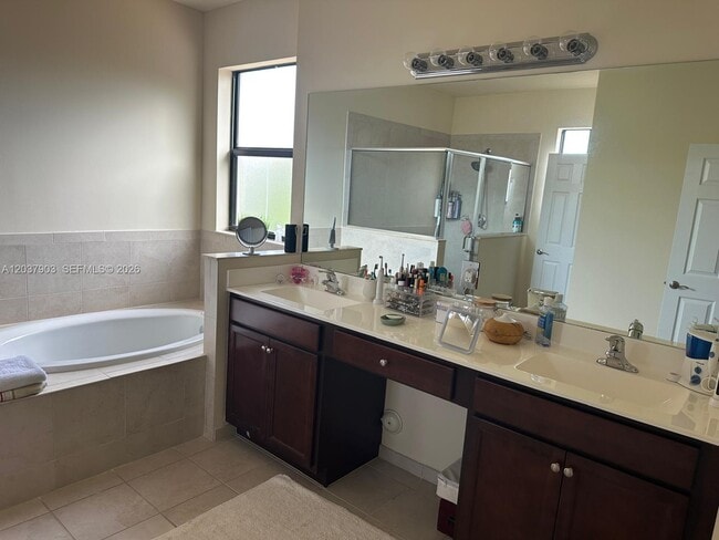 Photo - 11770 SW 242nd Ter