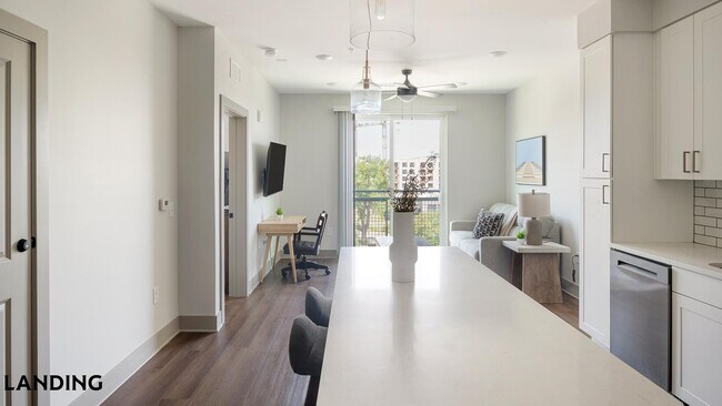 1310 Hillside Ave Unit 432